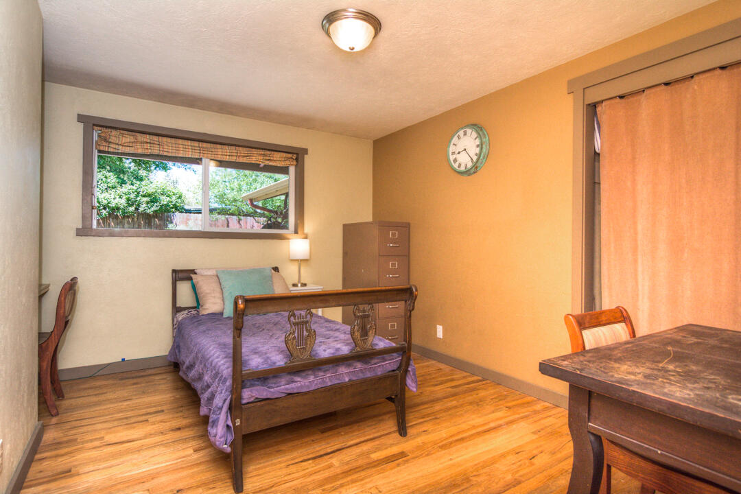 1st Addition Bend Pk - Residential