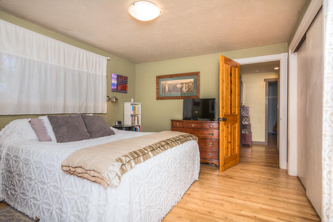 1st Addition Bend Pk - Residential