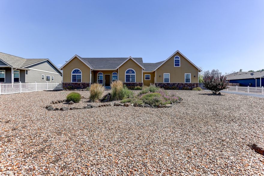 Located in the heart of Terrebonne on .58 of an acre w/ Cascade Mt. Views! This 2207 sq. ft. home features a slip floor plan w/ 3 bedrooms, 2 & 1/2 baths, a large bonus room above the 2 car garage, formal dining room, breakfast nook, gas fireplace, pantry, tile countertops, a sink in the laundry room & central A/C. The primary suite has a jet tub & walk-in closet. There is room for all of your toys! Call your favorite realtor today for a showing!