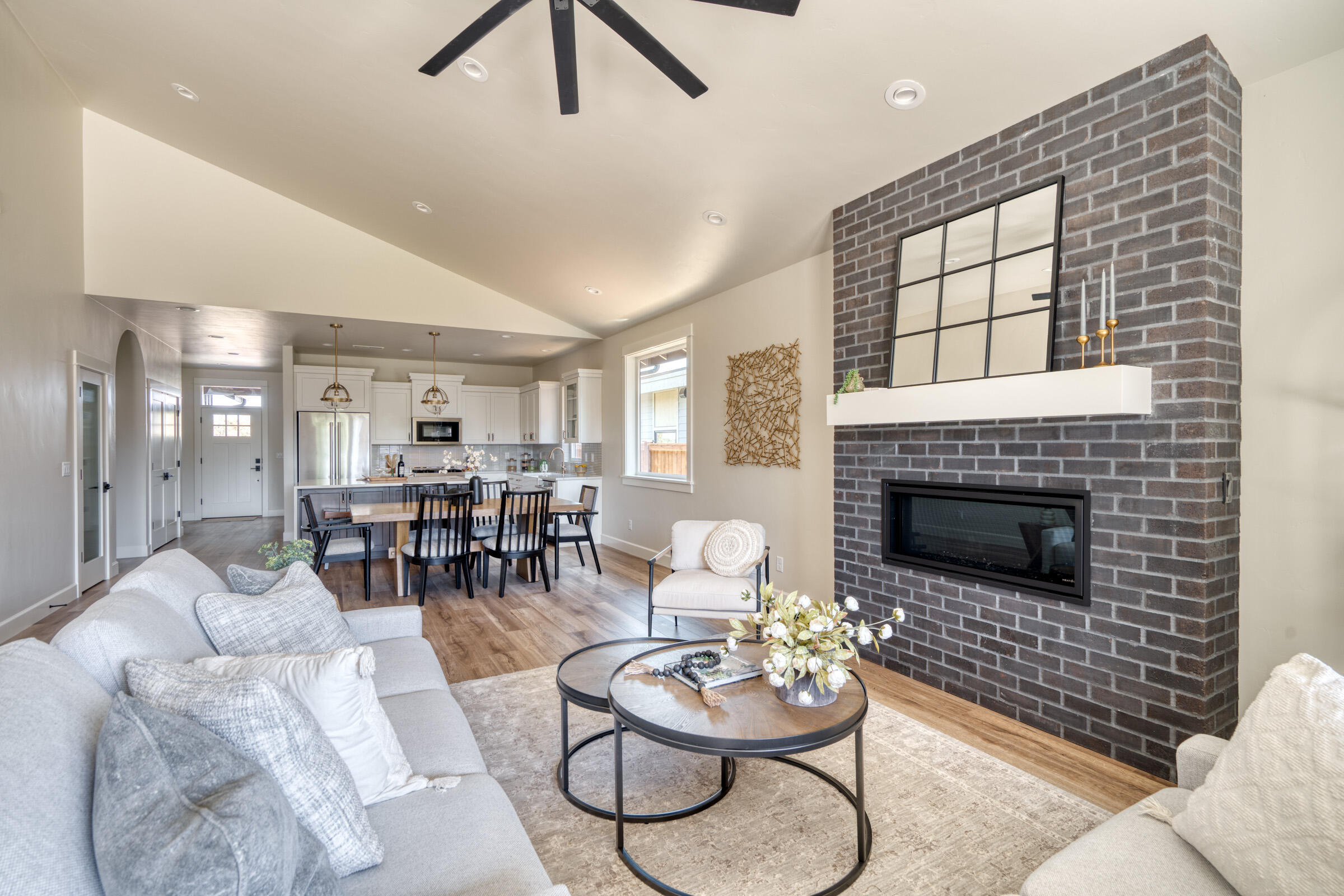 Canyon Rim Village - Residential