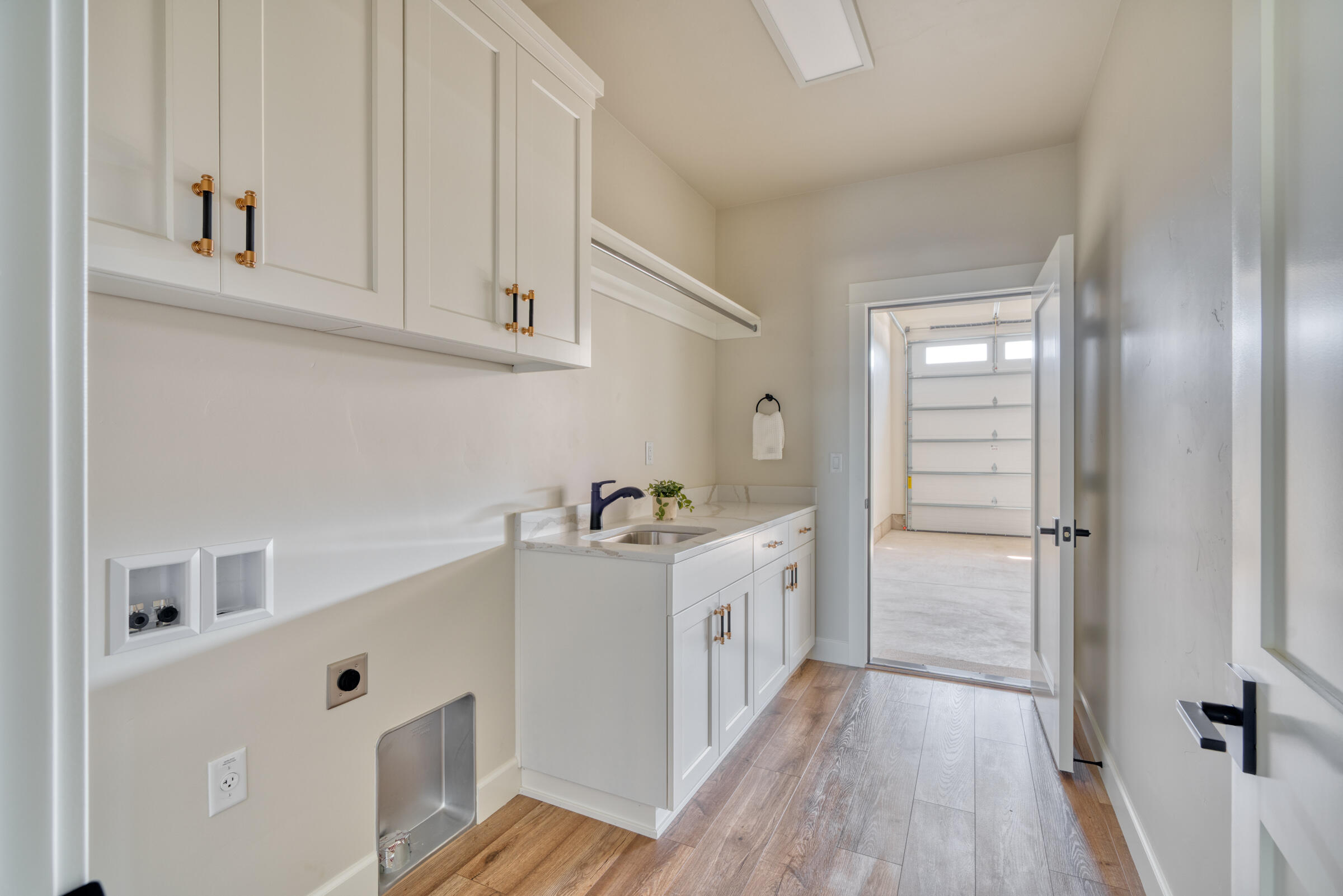 Canyon Rim Village - Residential