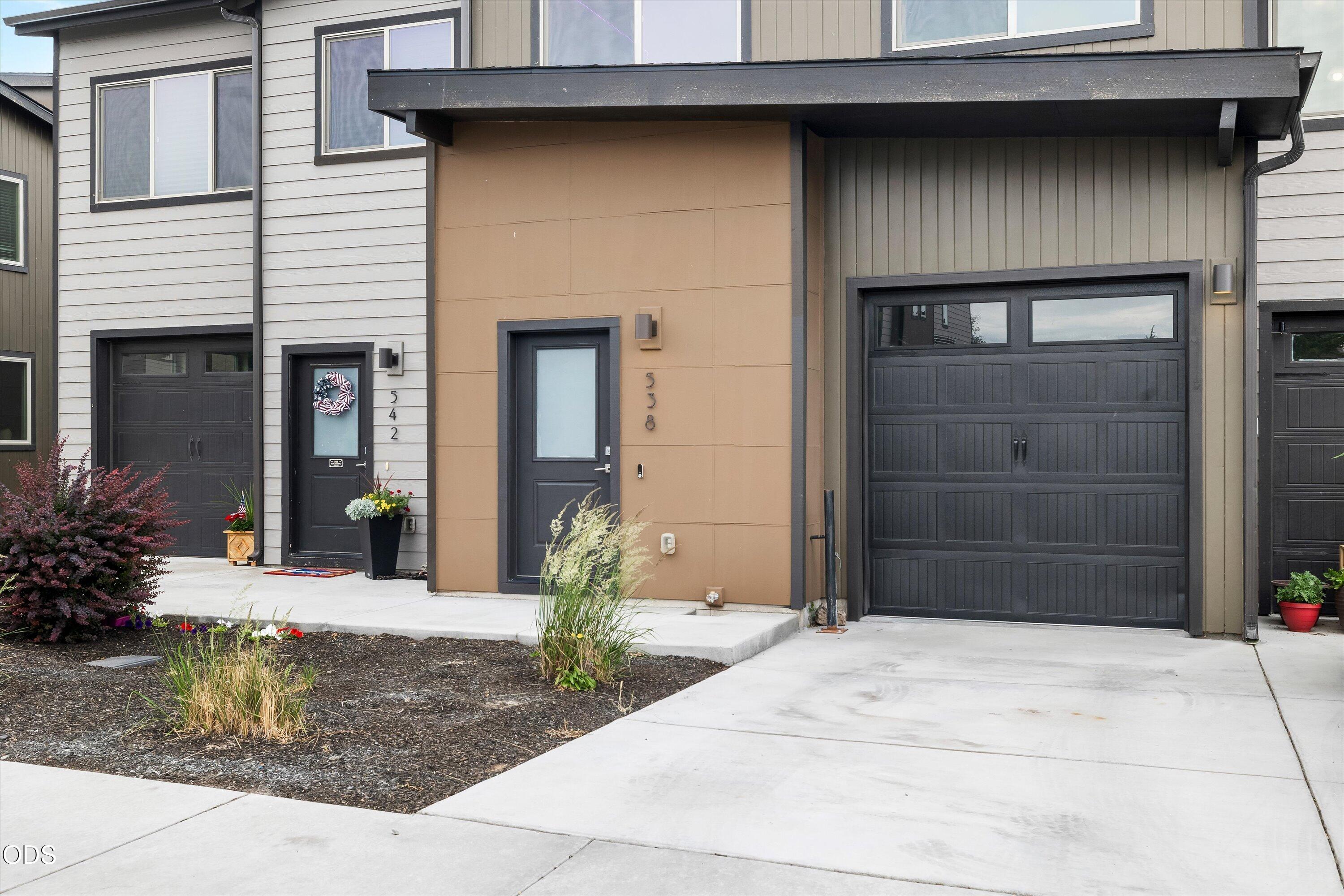 538 NW 28th