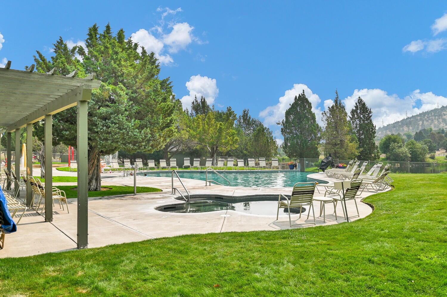 Eagle Crest - Residential