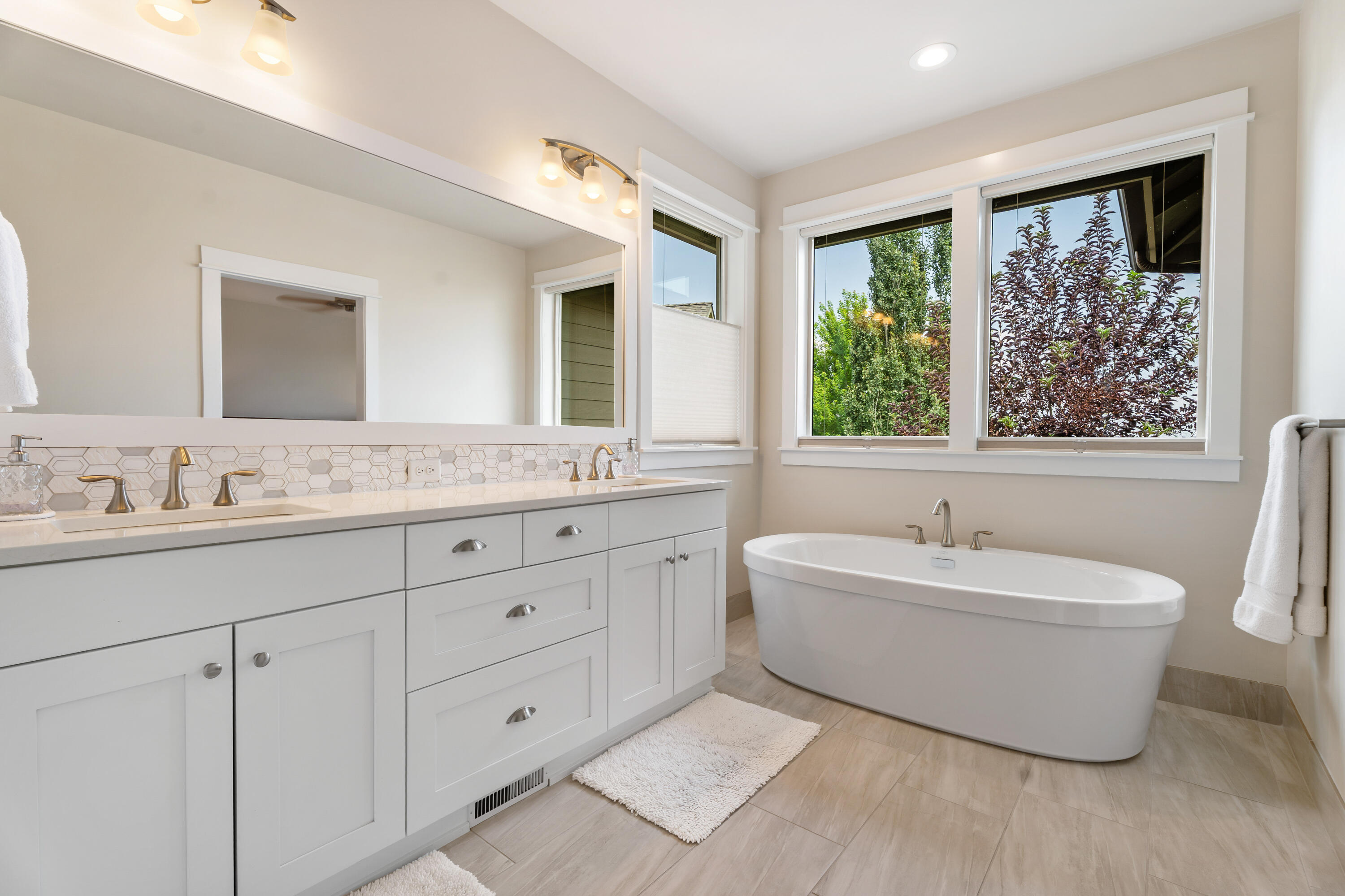 Eagle Crest - Residential