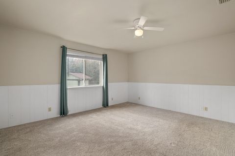 Tiny photo for 1517 Molly Lane, Grants Pass, OR 97527 (MLS # 220212439)
