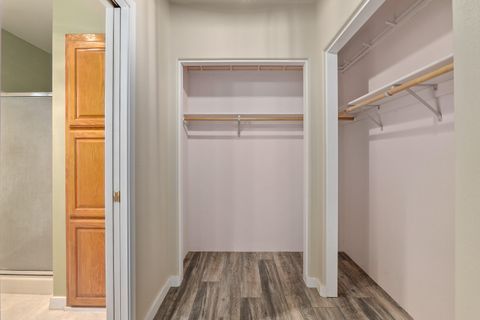 Tiny photo for 1517 Molly Lane, Grants Pass, OR 97527 (MLS # 220212439)