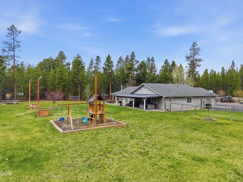 Tiny photo for 15965 Parkway Drive, La Pine, OR 97739 (MLS # 220226209)