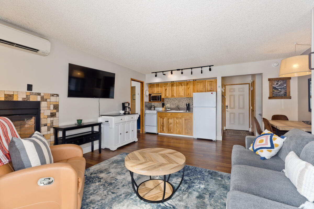 Pioneer Park Condominium - Residential