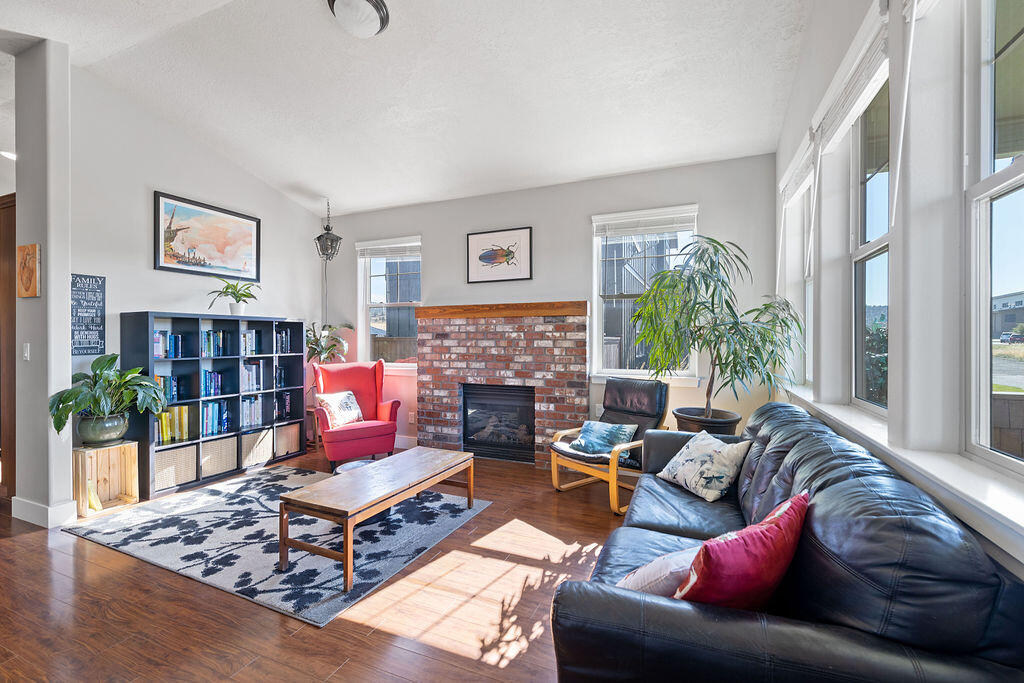 Ironhorse - Residential