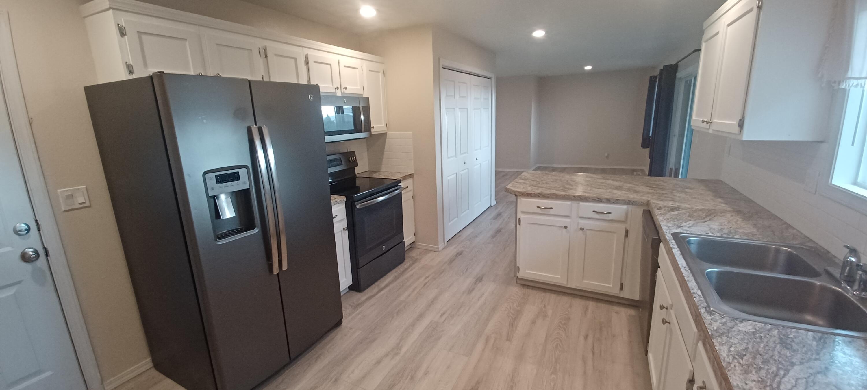 1752 Kimberly Drive 1752&1754