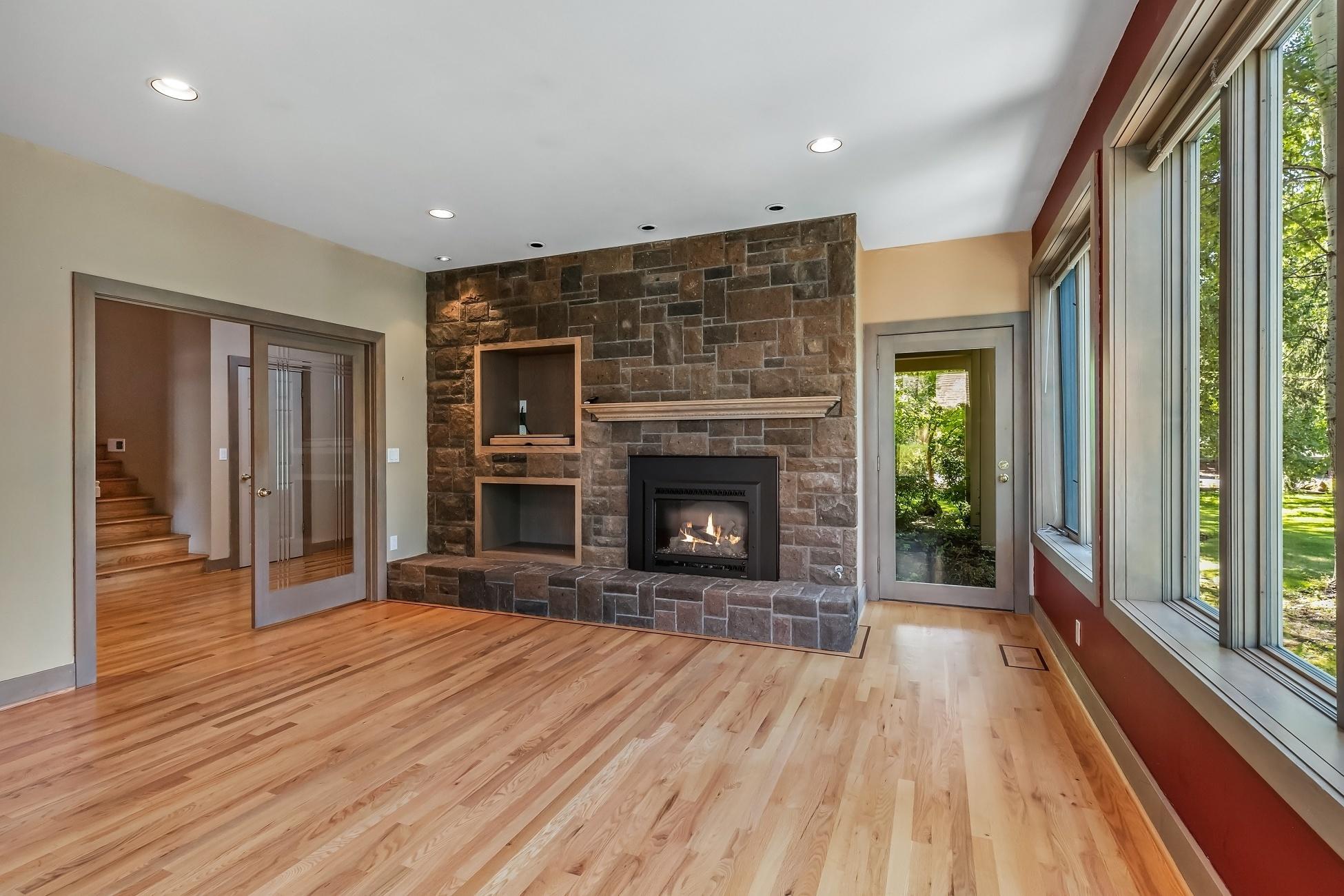 Broken Top - Residential