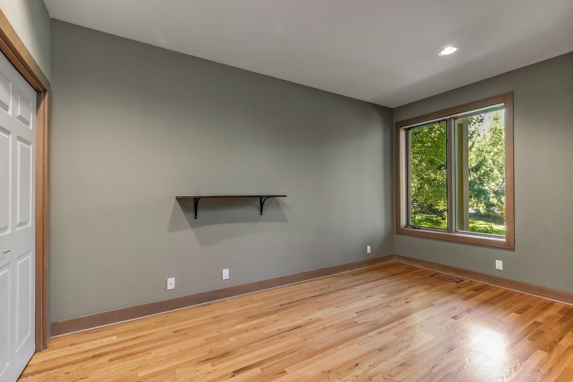 Broken Top - Residential