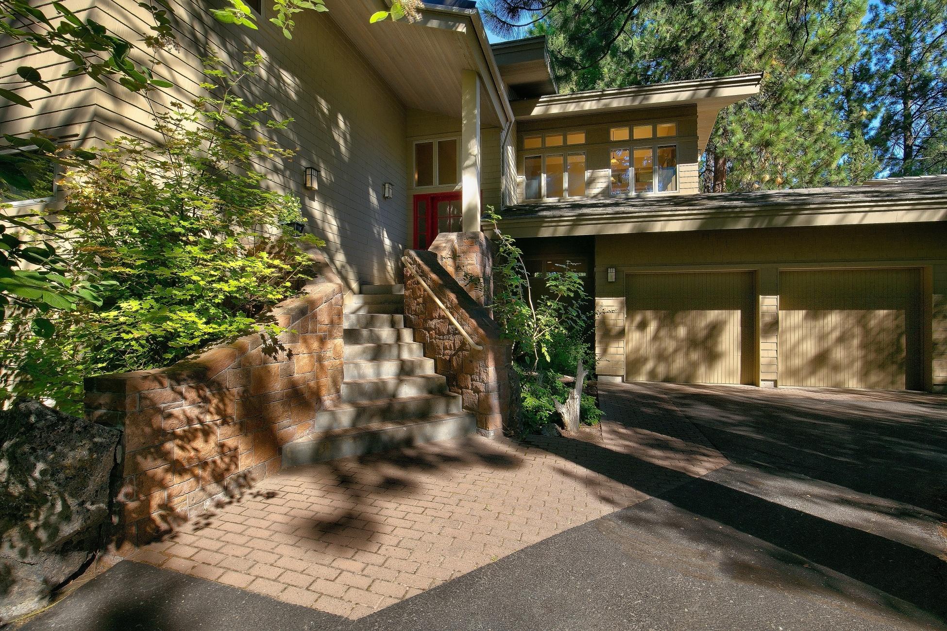 Broken Top - Residential