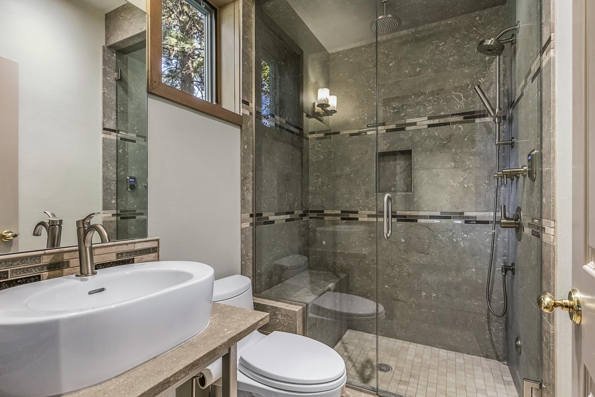 Broken Top - Residential