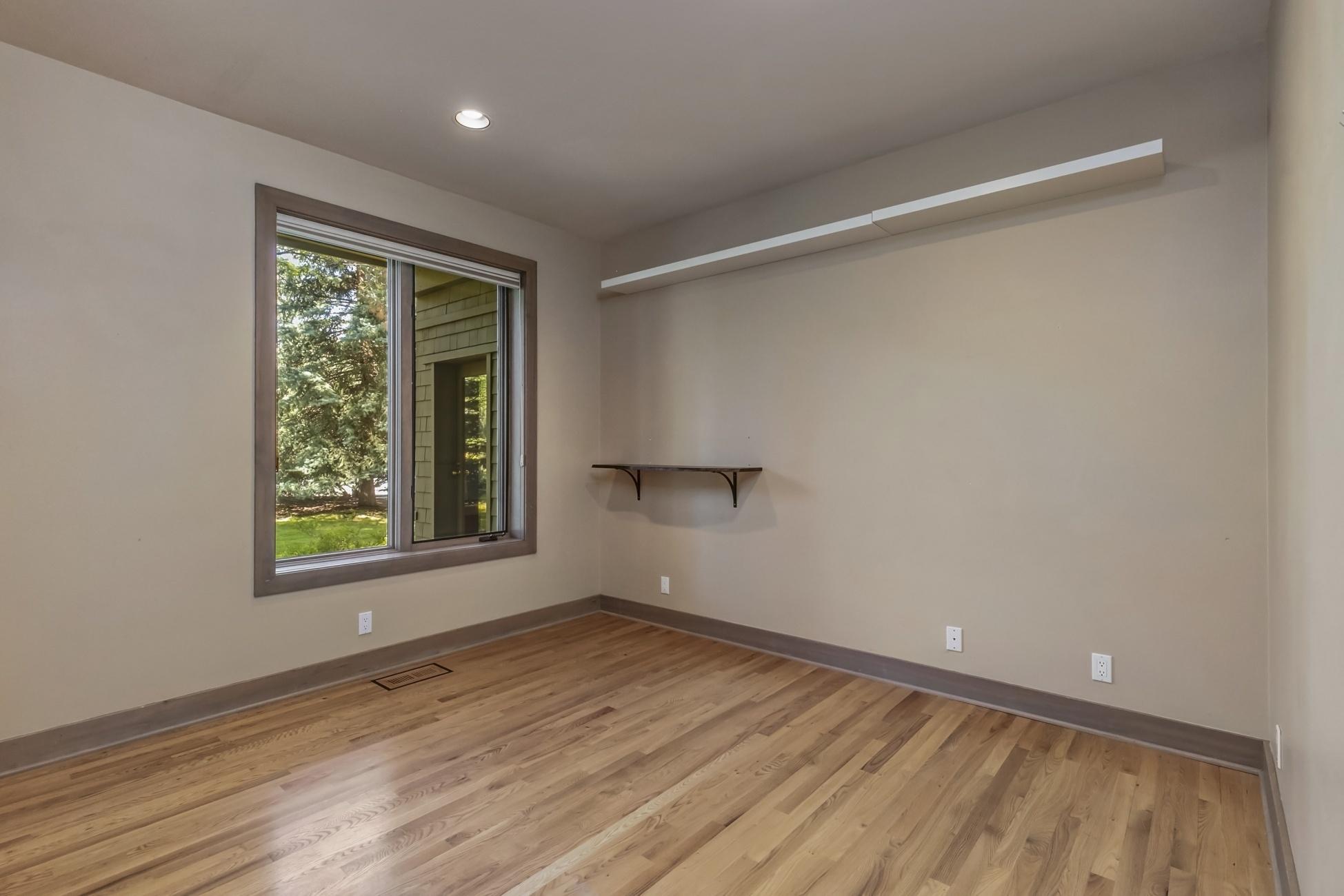 Broken Top - Residential