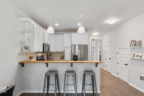 Tiny photo for 1713 SE Softwood Way, Grants Pass, OR 97526 (MLS # 220224255)