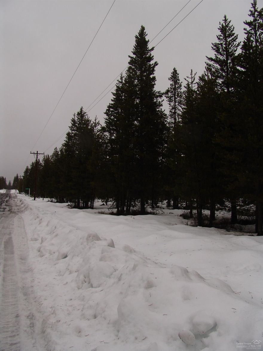 Build Your Dream Home Here..!! Beautiful Central Oregon @ Sun Forest Estates Buyer to do their Due Diligence with Klamath County for Building Requirements, Septic and well.