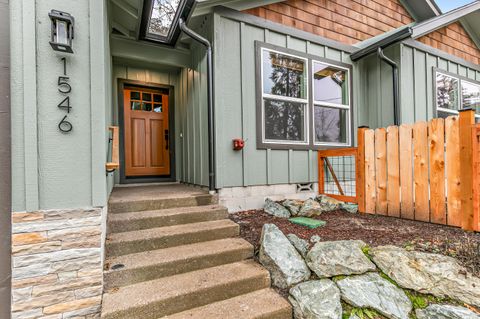 Tiny photo for 1546 Poplar Drive, Grants Pass, OR 97527 (MLS # 220213968)