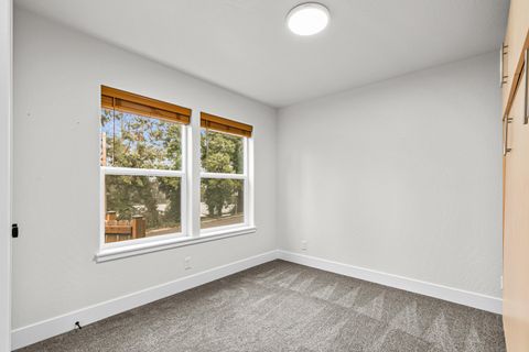 Tiny photo for 1546 Poplar Drive, Grants Pass, OR 97527 (MLS # 220213968)