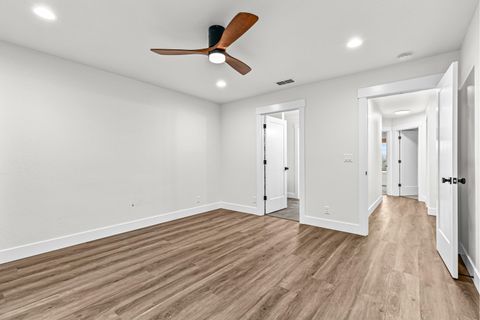 Tiny photo for 1546 Poplar Drive, Grants Pass, OR 97527 (MLS # 220213968)