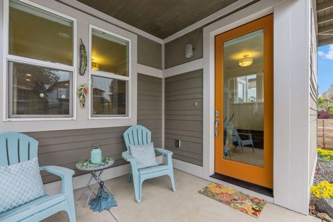 Tiny photo for 63373 Milestone Drive, Bend, OR 97703 (MLS # 220211992)