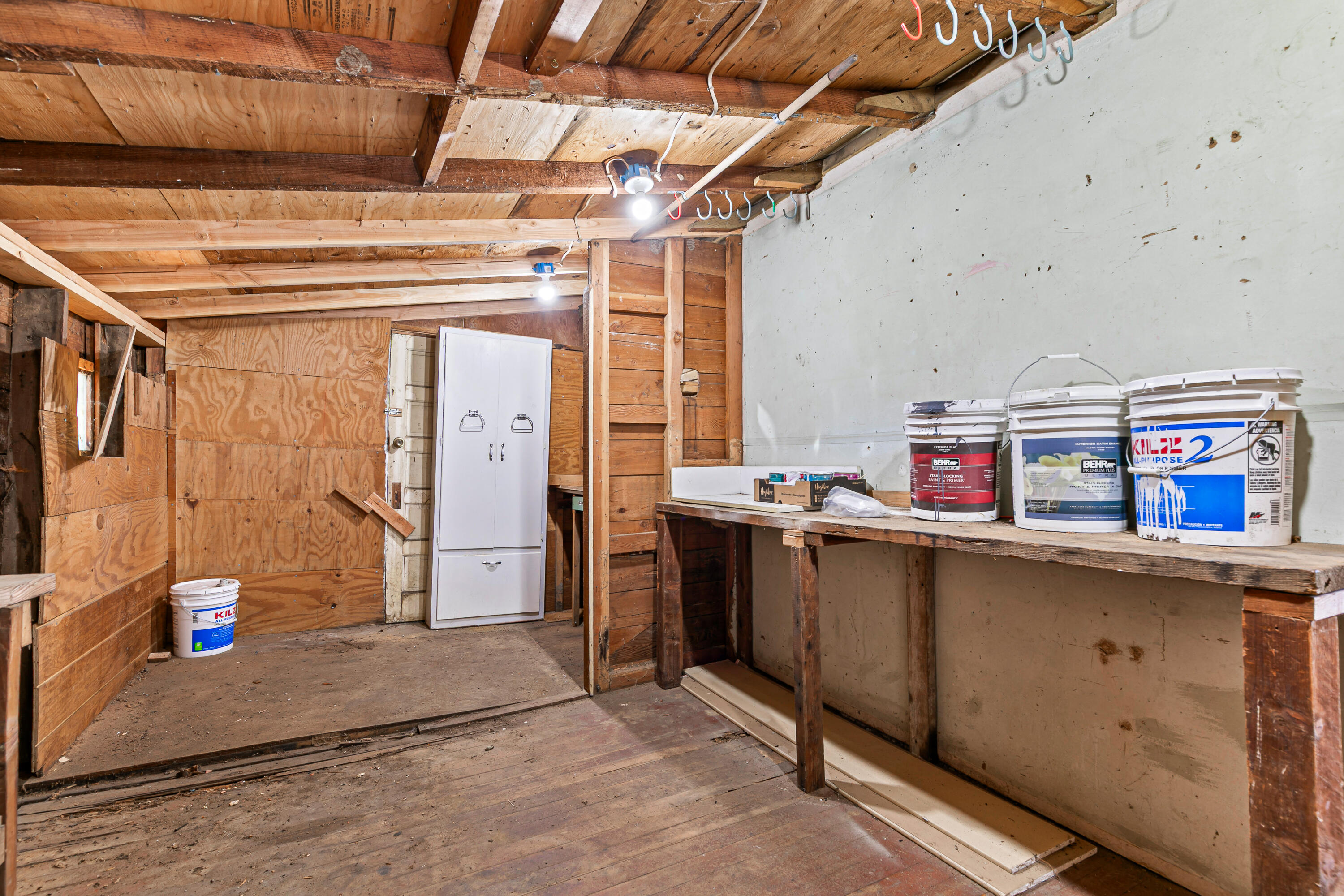 Nelson's - Residential