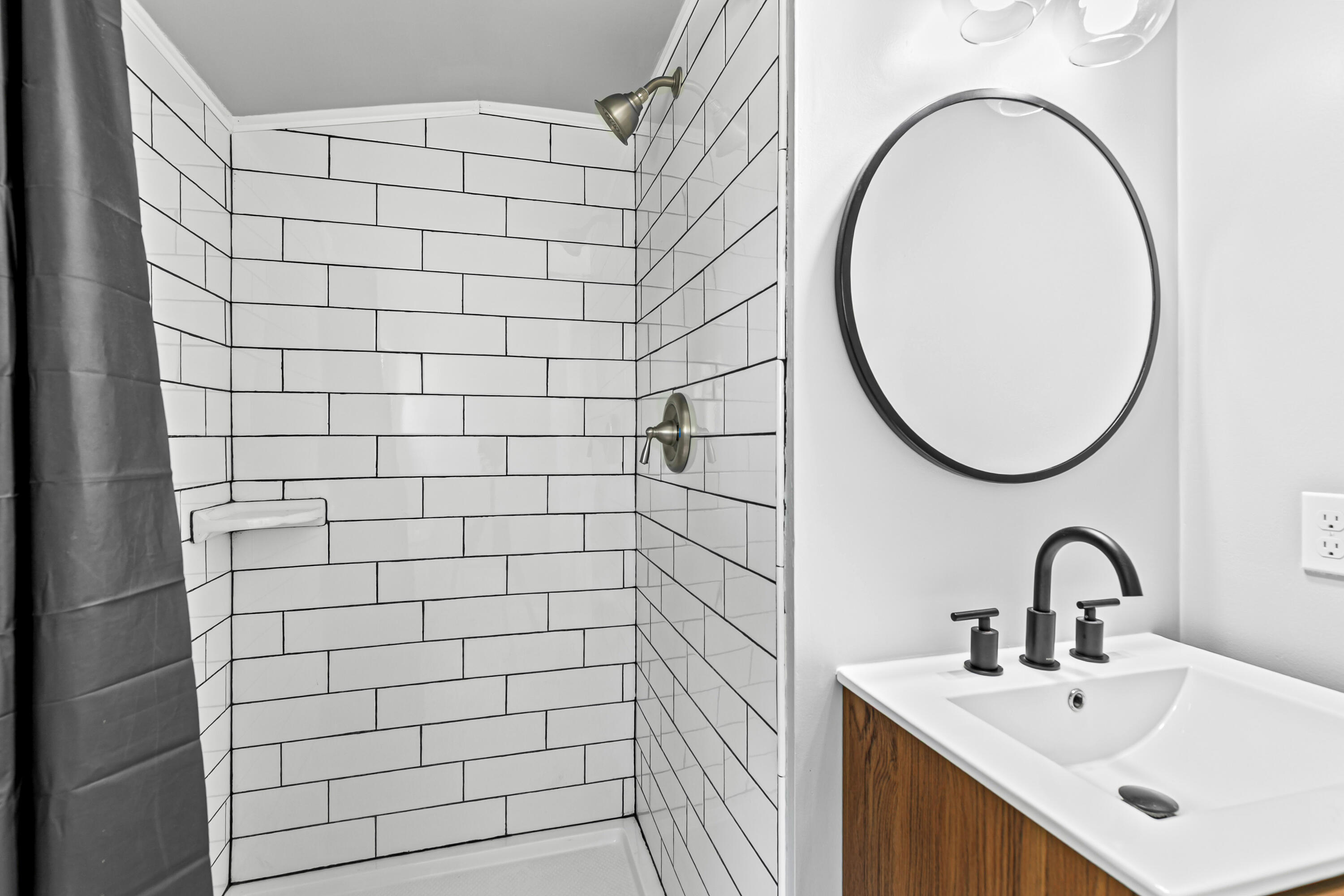 Nelson's - Residential