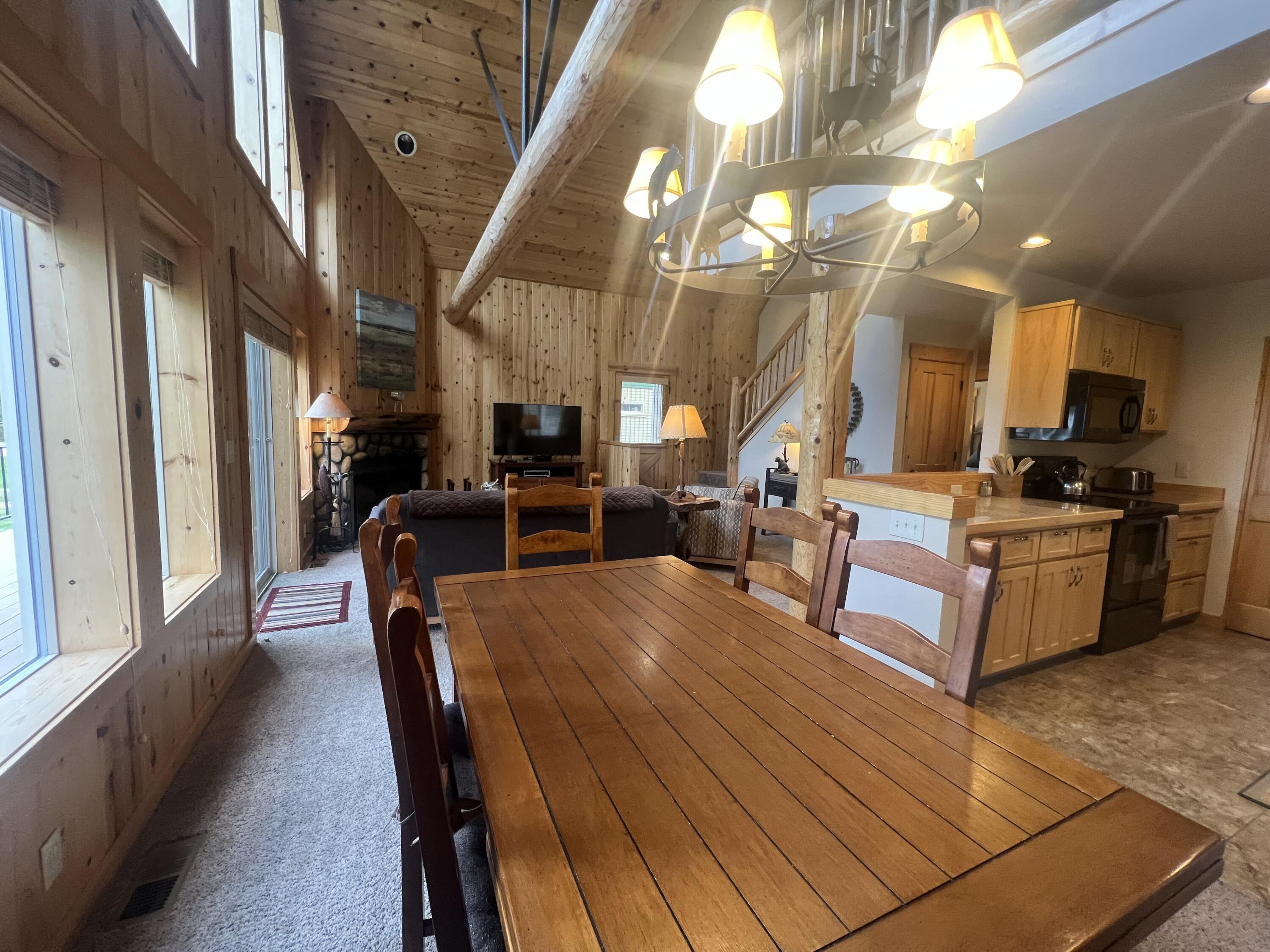 Eagle Crest - Residential