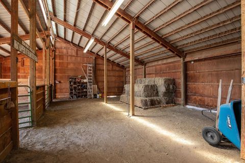 Tiny photo for 12913 S W Lark Meadow Lane, Powell Butte, OR 97753 (MLS # 220221176)