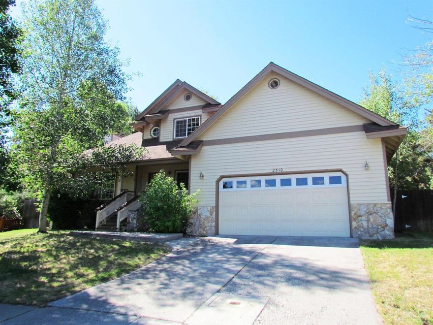 Great location on a private court. Many upgrades in this home including: Tile flooring, high vaulted ceilings, master closet shelving system, Pergo flooring, A/C, gas fireplace, large master soaker tub, large utility room with sink, large exterior wood decks, large garage. Landscaping with several types of trees. Home sits on an elevated lot.