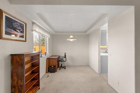 Tiny photo for 1025 Fairfield Avenue, Central Point, OR 97502 (MLS # 220212324)