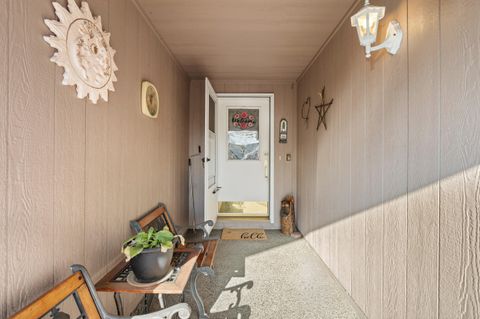 Tiny photo for 1025 Fairfield Avenue, Central Point, OR 97502 (MLS # 220212324)