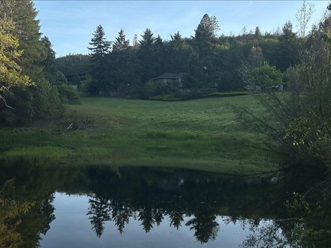 Tiny photo for 3115 Deer Trail Lane, Medford, OR 97501 (MLS # 220211446)