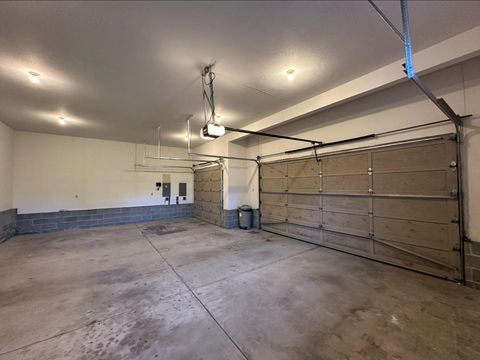 Tiny photo for 3115 Deer Trail Lane, Medford, OR 97501 (MLS # 220211446)