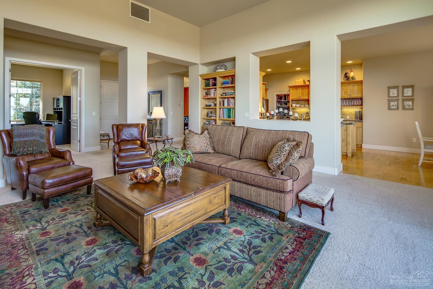 Eagle Crest - Residential