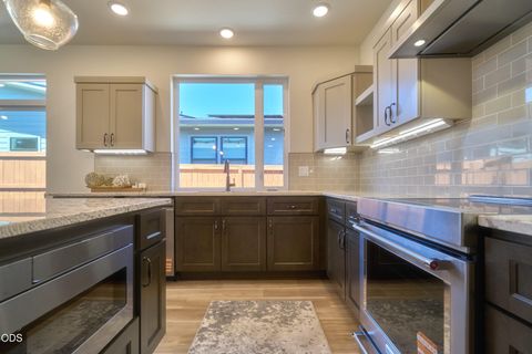 Tiny photo for 1221 Kirk LN, Ashland, OR 97520 (MLS # 220225944)