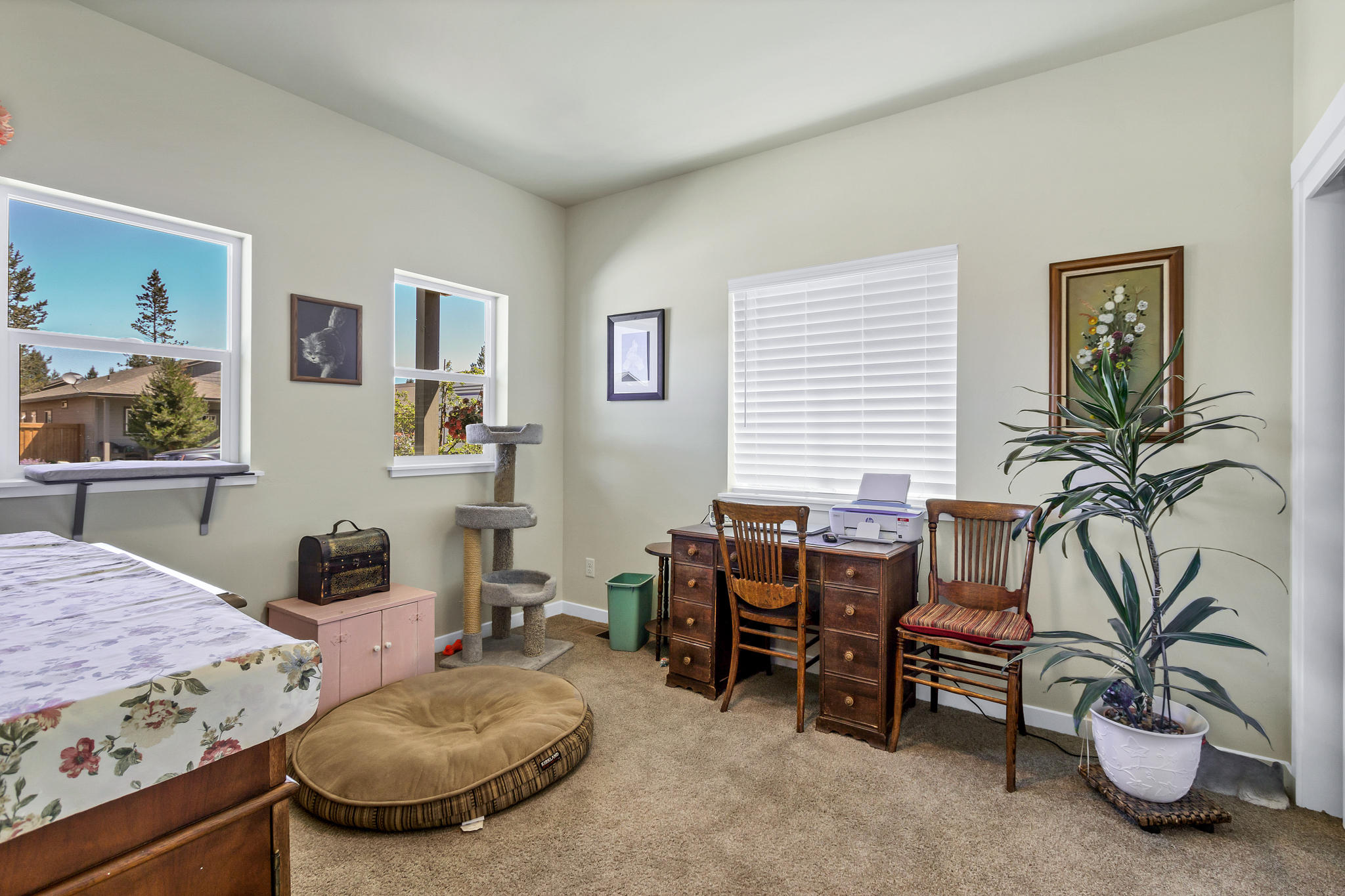 Huntington Meadows - Residential