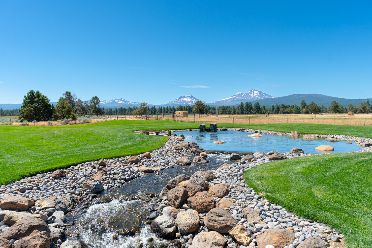 Pine Meadow Vill - Residential