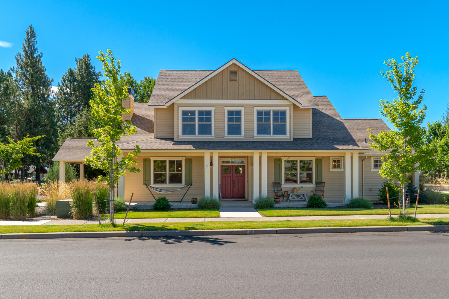 Pine Meadow Vill - Residential