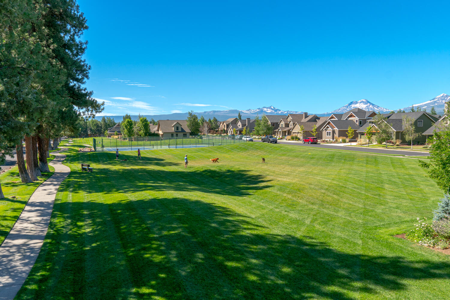 Pine Meadow Vill - Residential