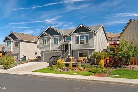 Tiny photo for 20665 Tango Creek Crk, Bend, OR 97701 (MLS # 220223992)