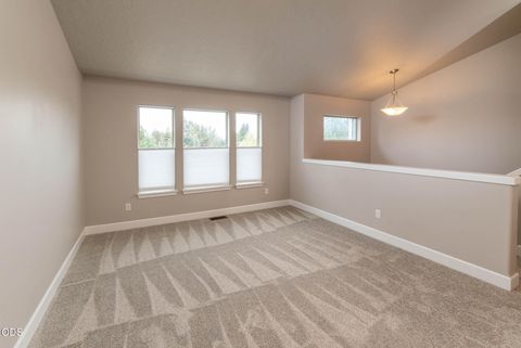Tiny photo for 20665 Tango Creek Crk, Bend, OR 97701 (MLS # 220223992)