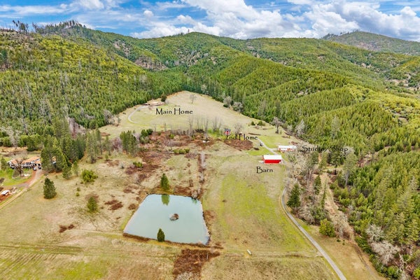 3220 DEER CREEK RD, SELMA, OR 97538 - Image f9611b38d8e5fa0a314e5faec4c6c88d/4004570799