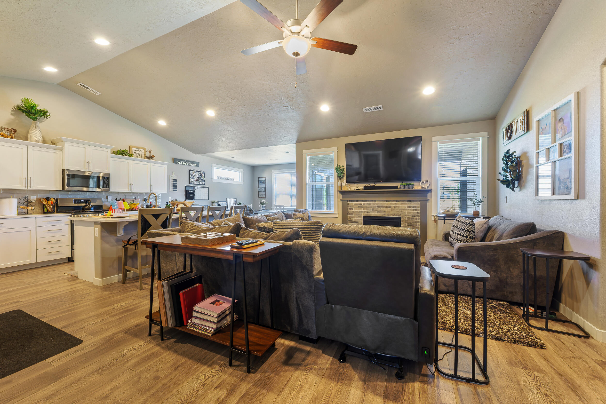 3370 NW 15th Street