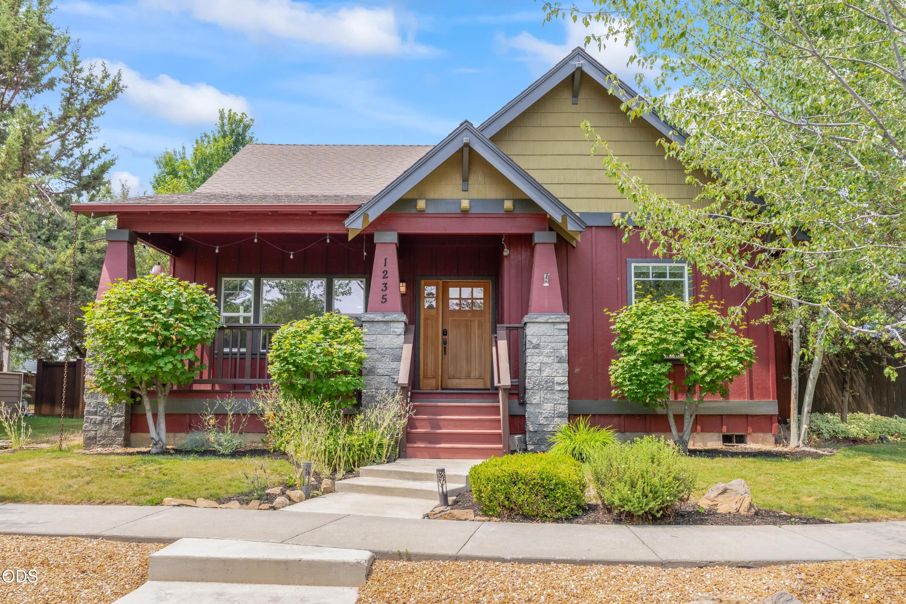 1235 NW Fort Clatsop Street