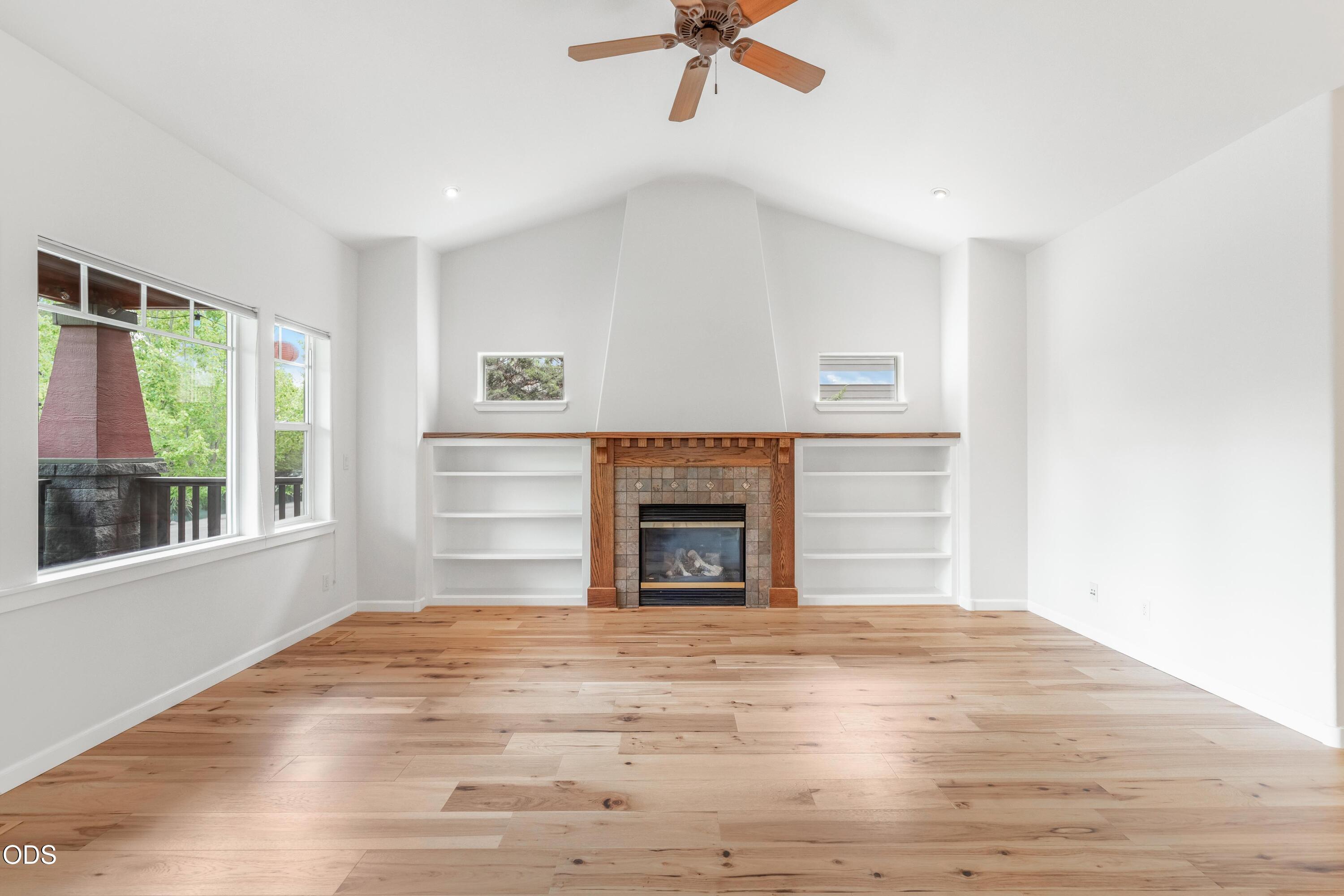 1235 NW Fort Clatsop Street