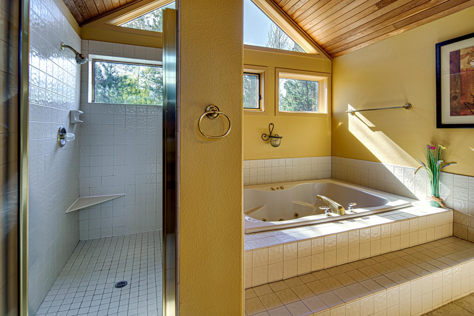 Fairway Point Villag - Residential