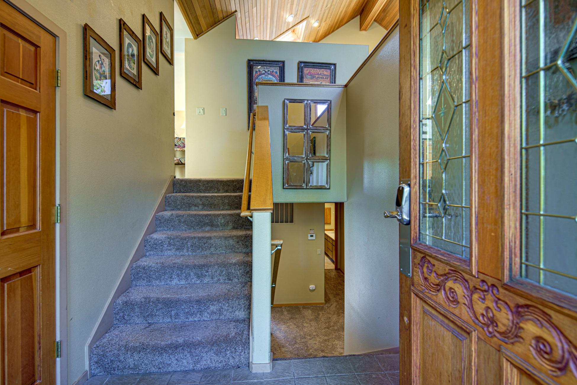 Fairway Point Villag - Residential