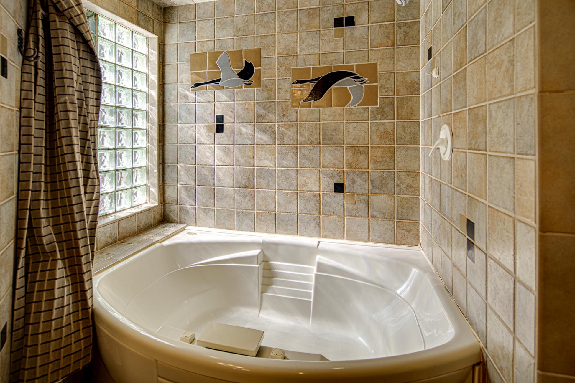 Fairway Point Villag - Residential