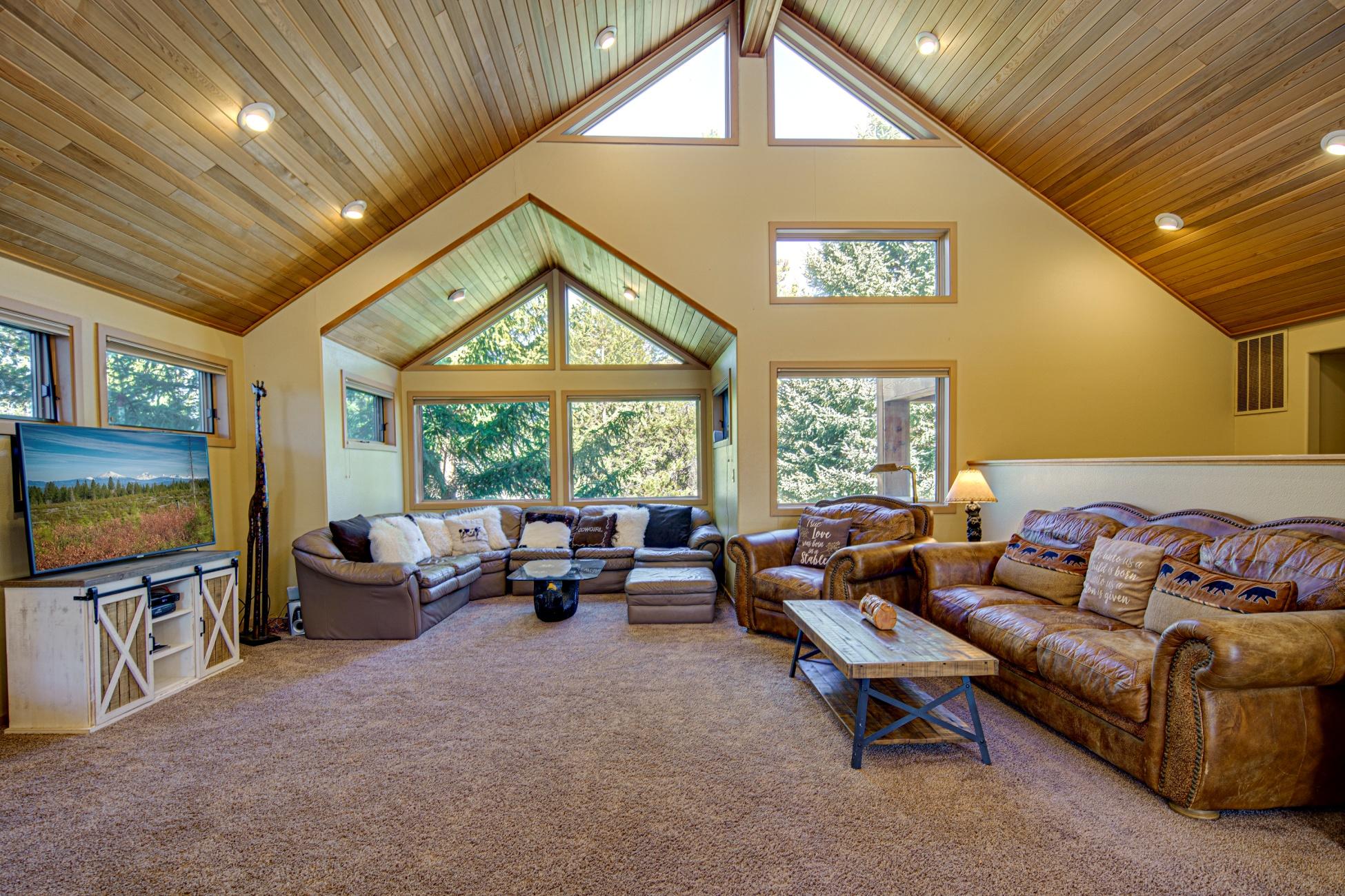 Fairway Point Villag - Residential